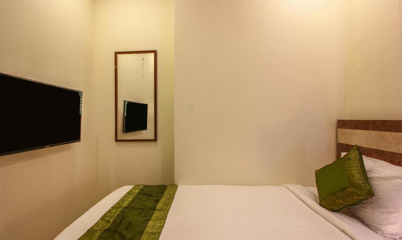 Treebo Address Inn, Banjara Hills Hyderabad Eksteriør billede