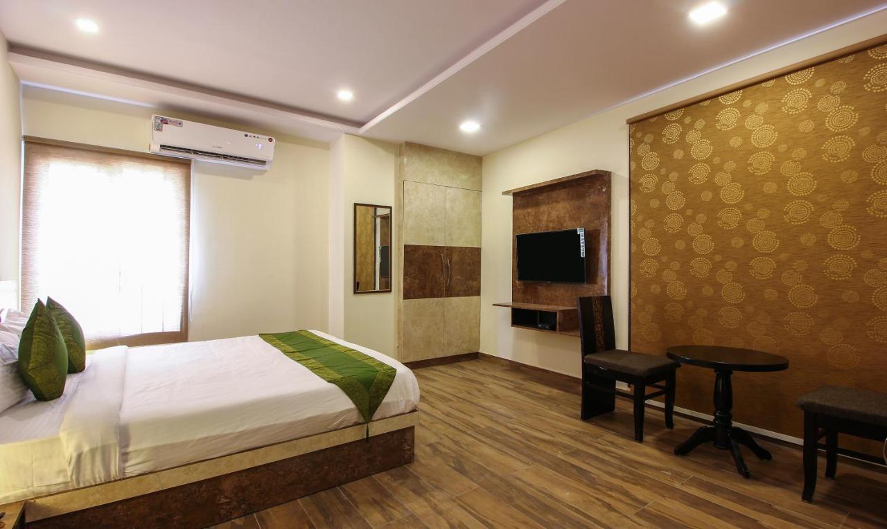 Treebo Address Inn, Banjara Hills Hyderabad Eksteriør billede