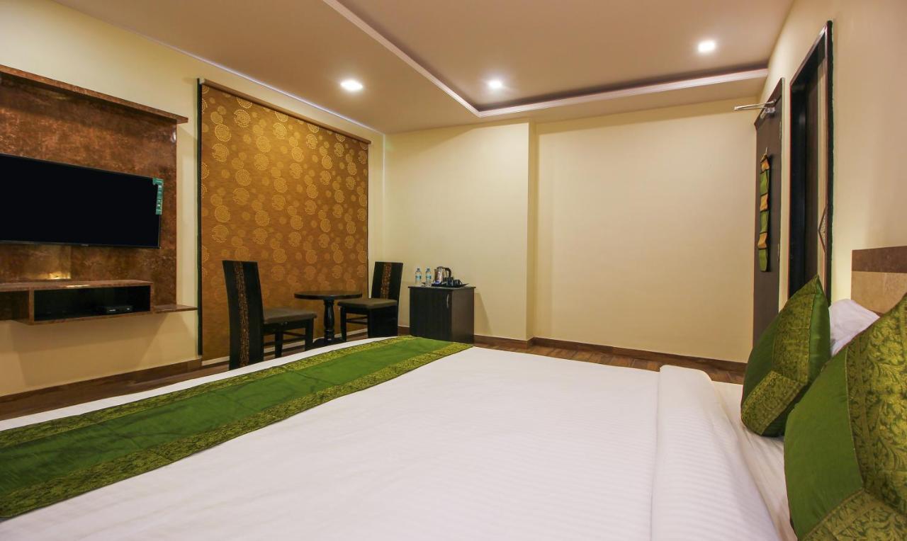 Treebo Address Inn, Banjara Hills Hyderabad Eksteriør billede
