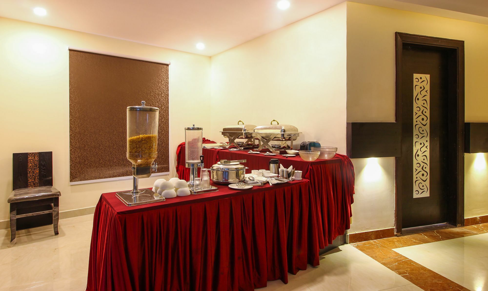 Treebo Address Inn, Banjara Hills Hyderabad Eksteriør billede